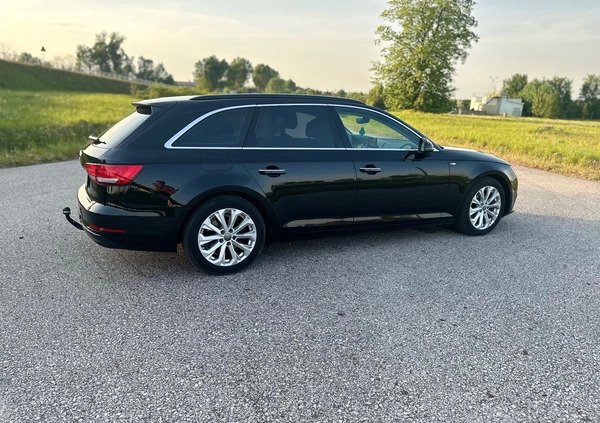 Audi A4 cena 64000 przebieg: 193661, rok produkcji 2016 z Drezdenko małe 301